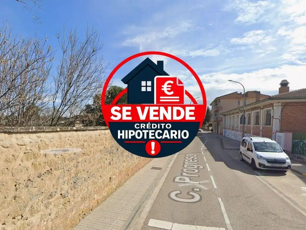 Flat for sale in Ayerbe