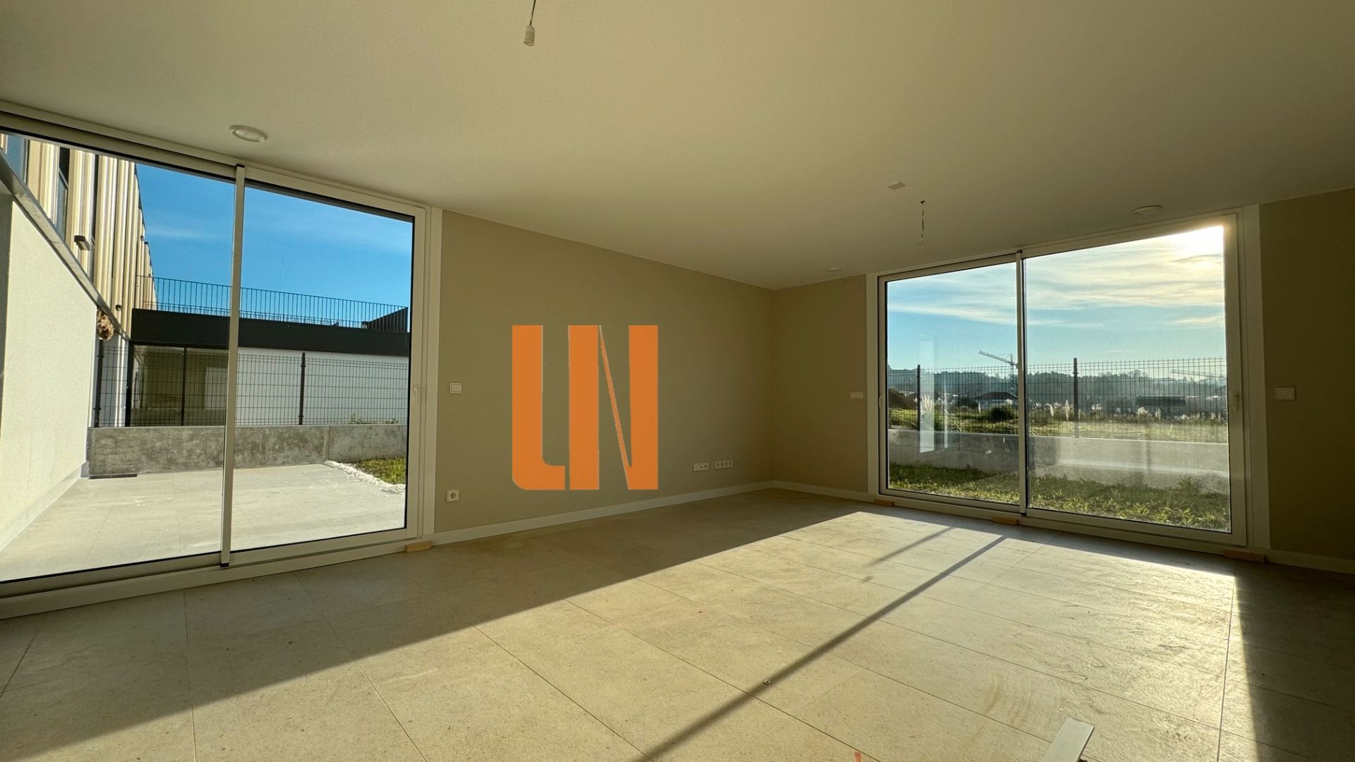 Living room of Single-family semi-detached for sale in Oleiros  with Heating, Private garden and Parquet flooring