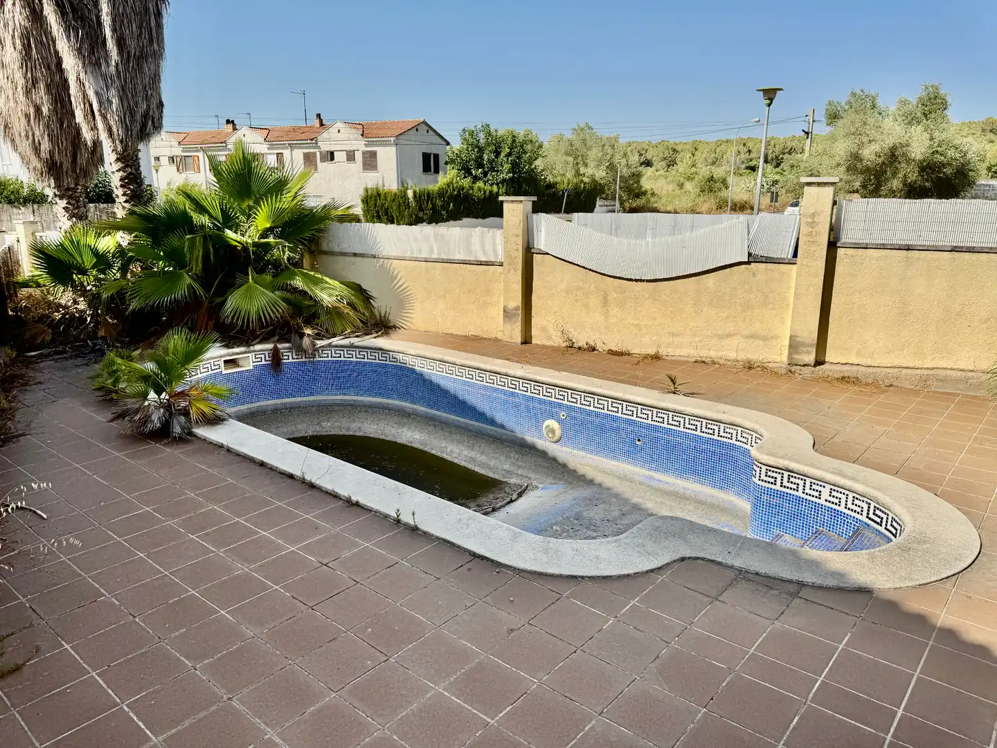 Piscina de Casa o xalet en venda en El Vendrell amb Jardí privat, Terrassa i Piscina