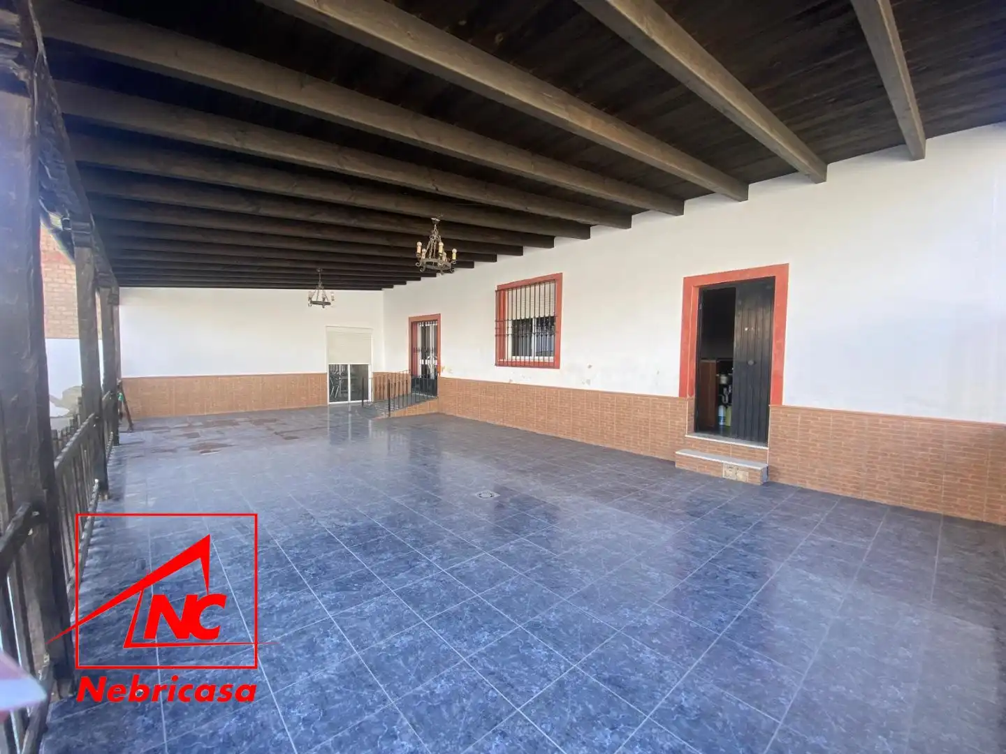 Exterior view of Industrial buildings for sale in Las Cabezas de San Juan