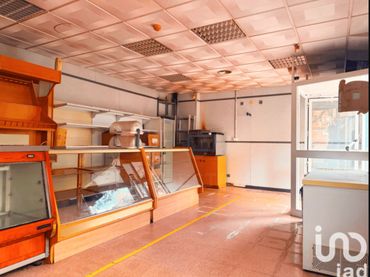 Local comercial en venda a Calle Rio Llobregat 4 4