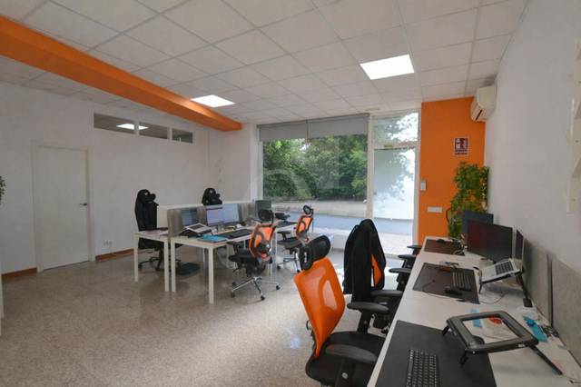 Local comercial en Alquiler en Museros