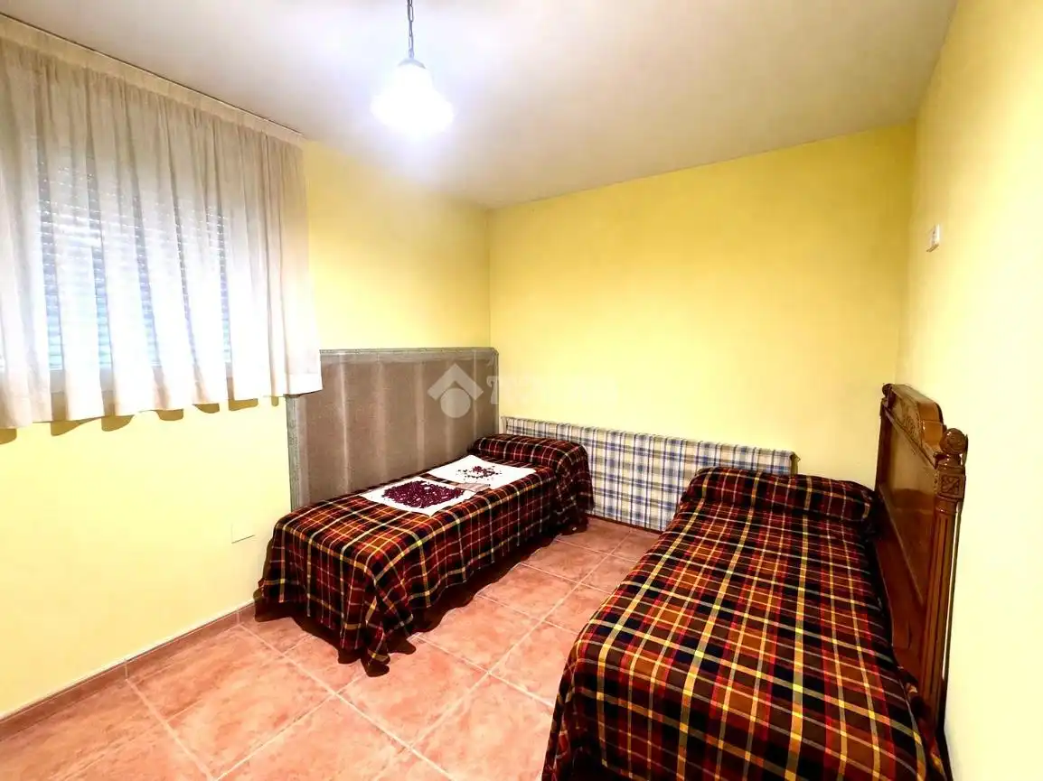 Bedroom of Houses for sale in Camargo  with Heating