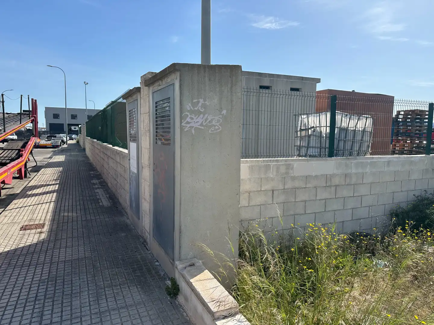 Exterior view of Industrial land for sale in Palma de Gandia