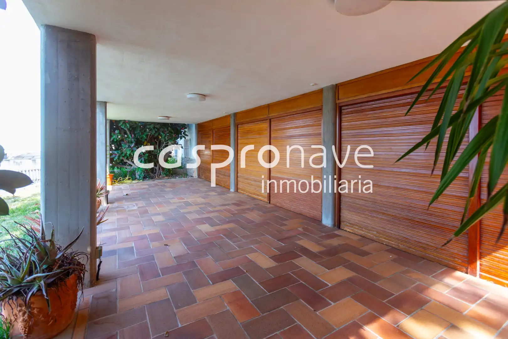 Vista exterior de Casa o xalet en venda en Oropesa del Mar / Orpesa amb Jardí privat, Terrassa i Piscina