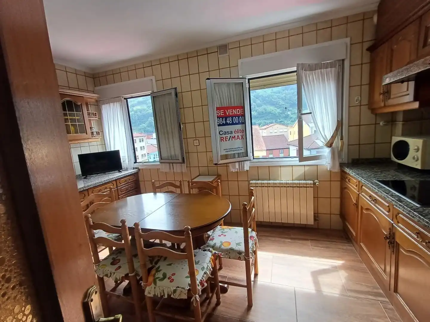 Flat for sale in N/A, Santa Marina - Polígono