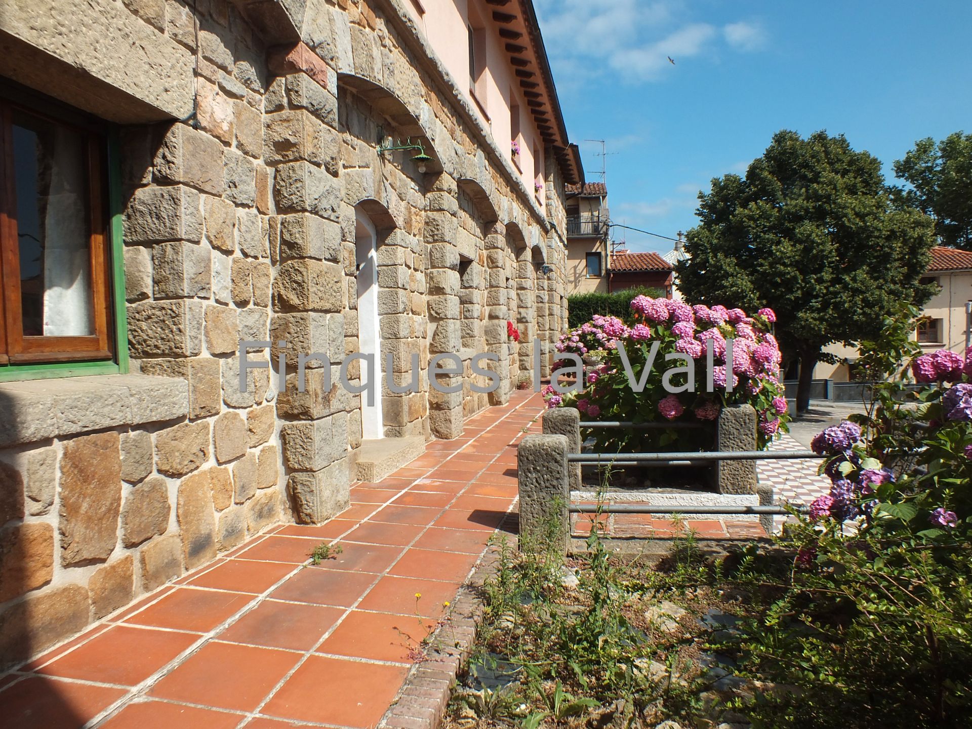 Vista exterior de Pis en venda en Sant Hilari Sacalm amb Forn