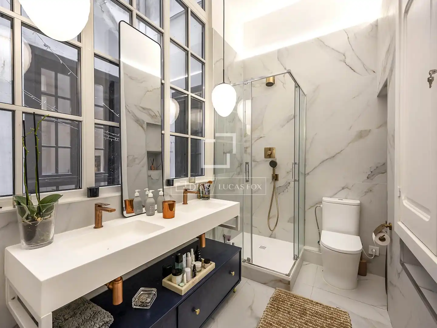 Baño de Piso en venta en Barcelona con Aire acondicionado, Calefacción y Amueblado