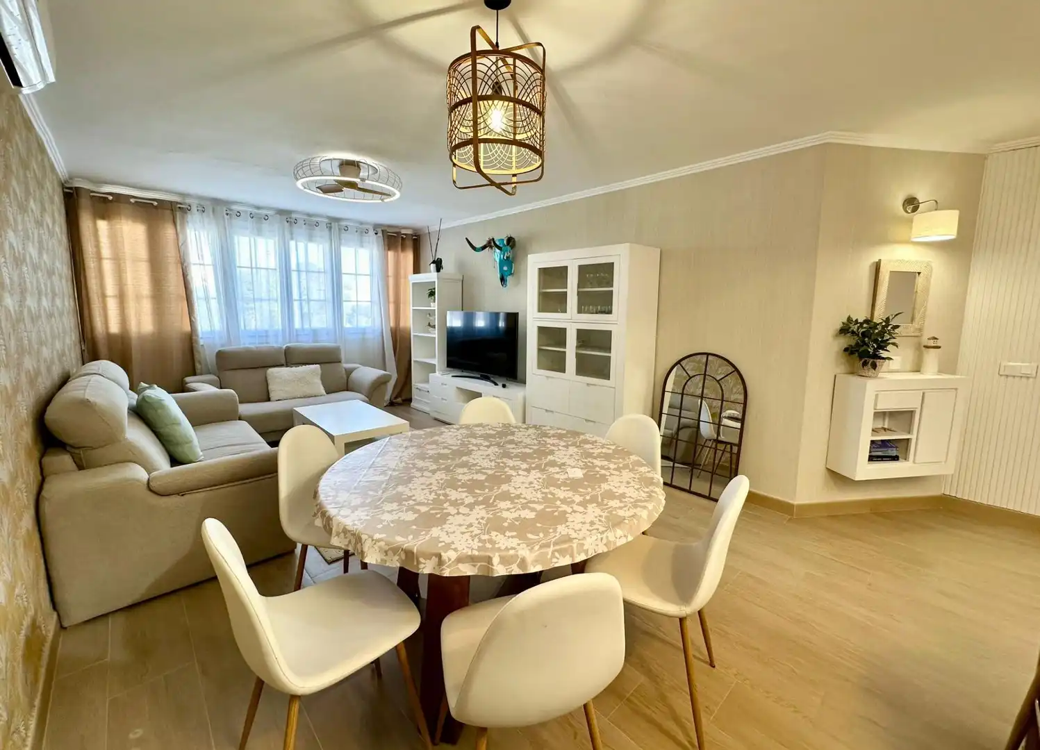 Living room of Detached homes for sale in Roquetas de Mar  with Air Conditioner, Heating and Furnished