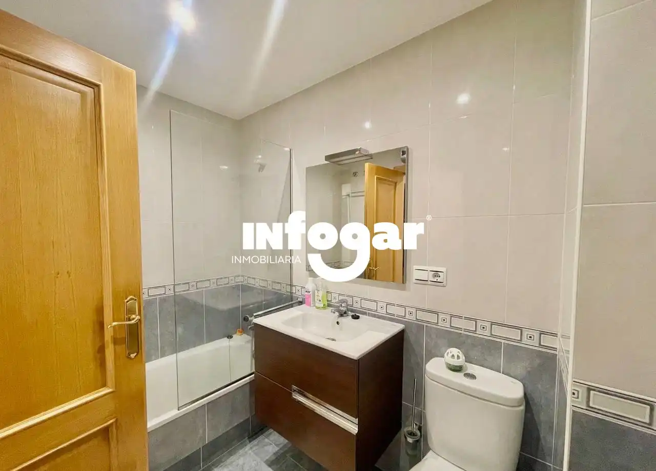 Bathroom of Flat for sale in A Guarda    with Heating, Storage room and Furnished