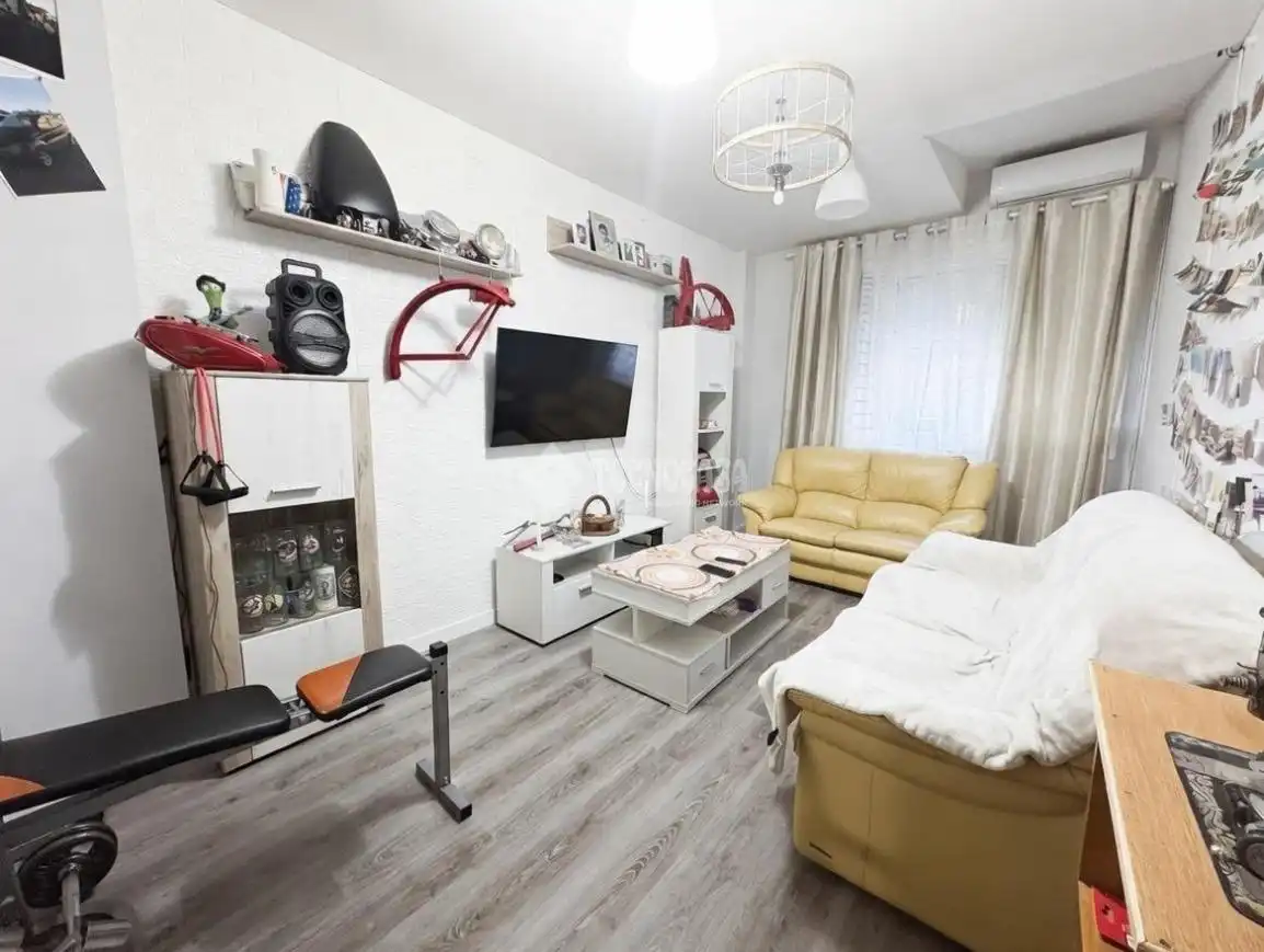 Sala de estar de Piso de alquiler en Talavera de la Reina con Piscina comunitaria