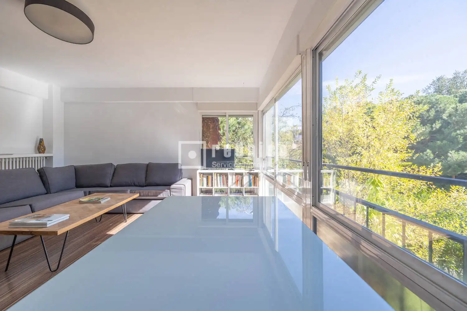 Wohnzimmer von Wohnung zum Verkauf in Madrid mit Heizung, Privatgarten und Abstellraum