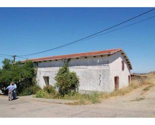 Vista exterior de Casa o xalet en venda en Pastores amb Jardí privat