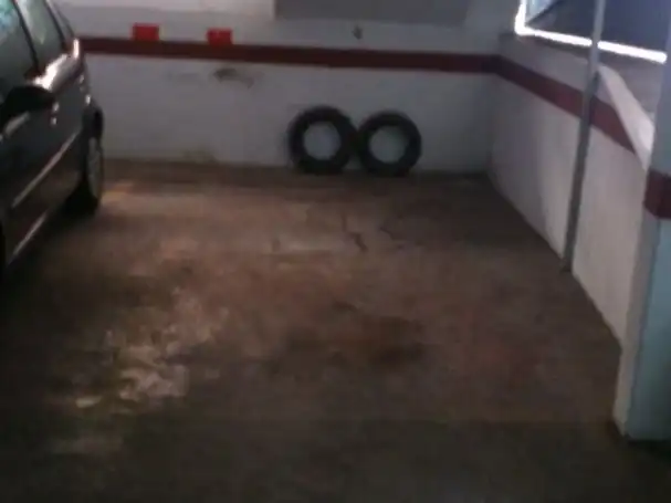 Garage for rent in Valencia