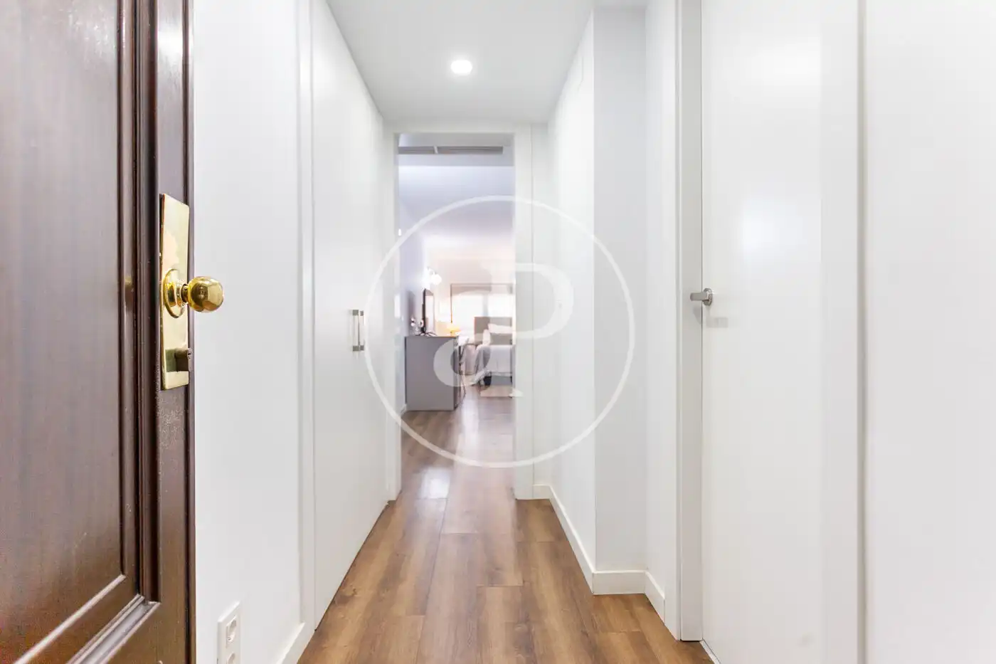 Flat for sale in Valencia  with Air Conditioner and Heating