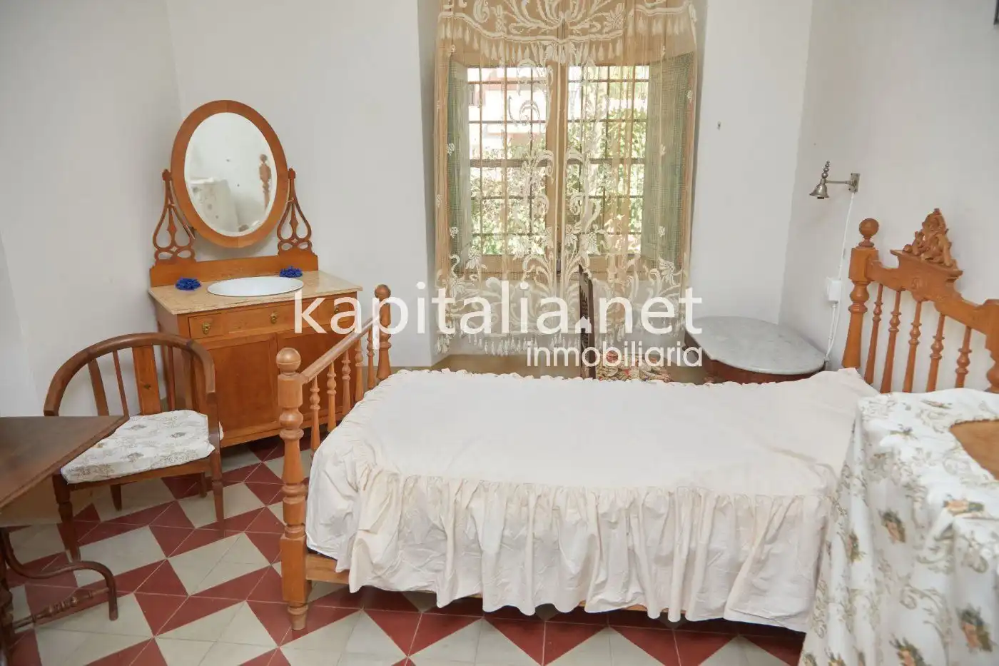 Schlafzimmer von Country house zum Verkauf in Bocairent mit Privatgarten, Terrasse und Balkon