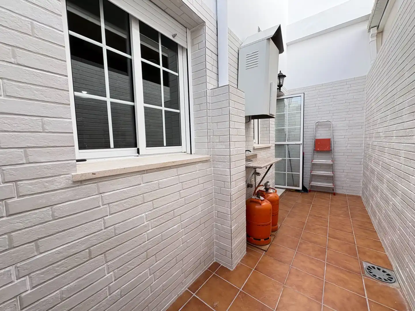 Terraza de Piso en venta en Aljaraque con Aire acondicionado