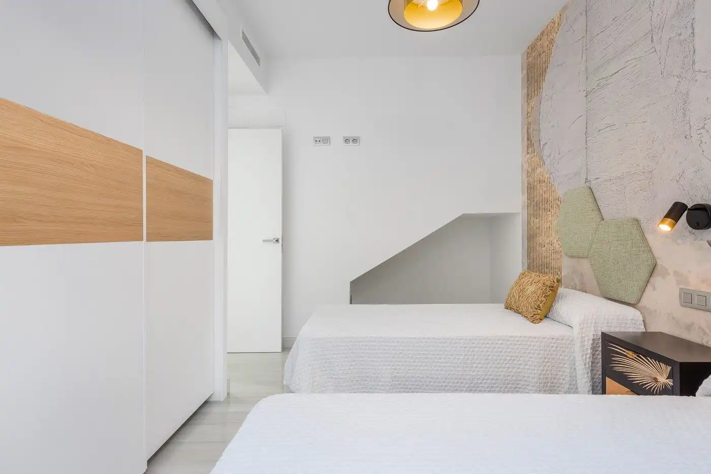 Bedroom of Houses for sale in San Bartolomé  with Swimming Pool and Community pool