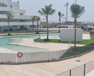 Piscina de Apartament de lloguer en Vélez-Málaga amb Aire condicionat, Calefacció i Terrassa