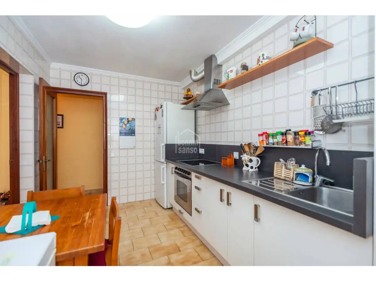 Cuina de Apartament en venda en Es Castell amb Calefacció