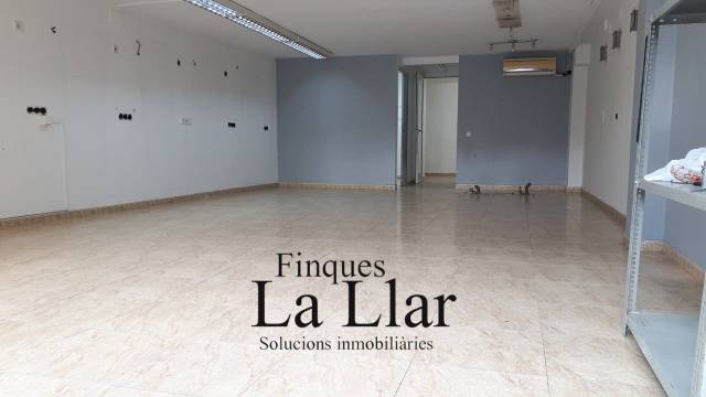 Local comercial en Alquiler en Centre - Estació