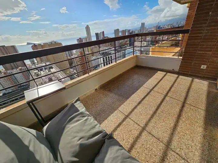 Terrassa de Estudi en venda en Benidorm amb Aire condicionat, Terrassa i Piscina