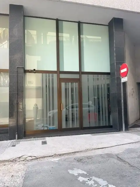 Oficina de lloguer en Mollerussa amb Aire condicionat, Calefacció i Moblat