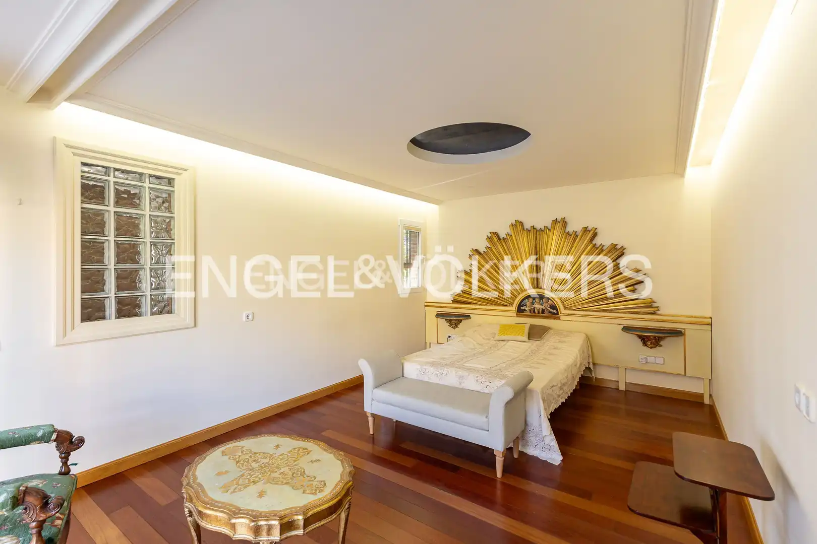 Bedroom of Houses for sale in Majadahonda  with Air Conditioner, Heating and Private garden