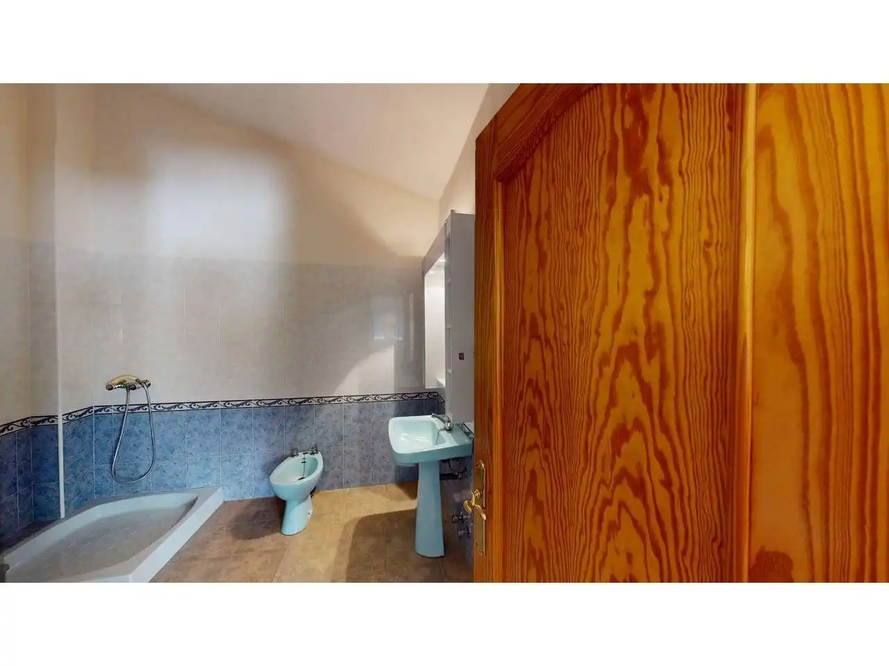 Baño de Ático en venta en Cehegín con Calefacción, Terraza y Balcón