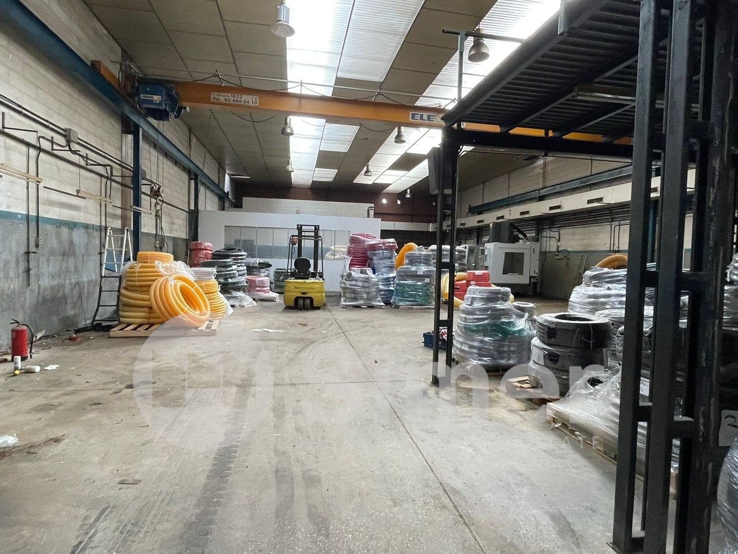 Nau industrial en venda en Parets del Vallès