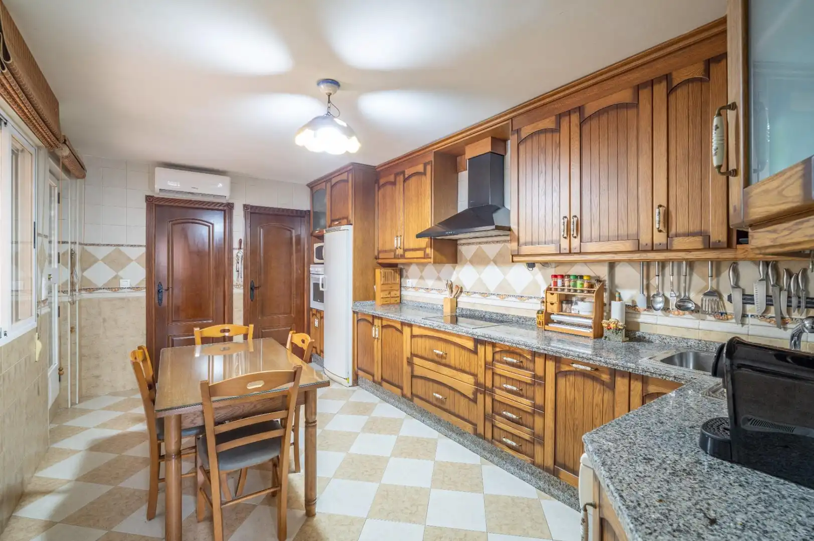 Cocina de Casa o chalet en venta en Vegas del Genil