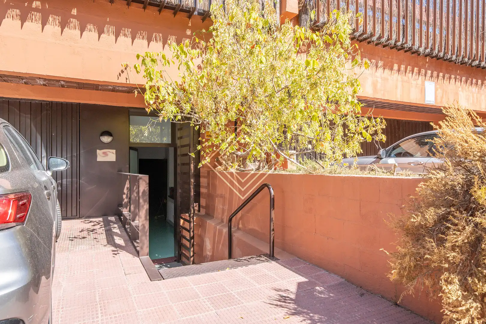 Vista exterior de Casa adosada en venta en Madrid con Aire acondicionado, Calefacción y Jardín privado