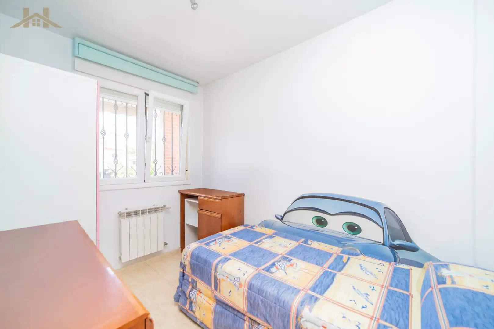 Bedroom of Detached homes for sale in Móstoles  with Air Conditioner, Heating and Private garden
