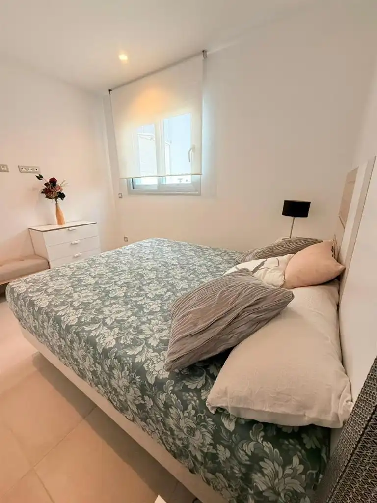 Habitación de Planta baja en venta en Finestrat con Aire acondicionado, Terraza y Trastero