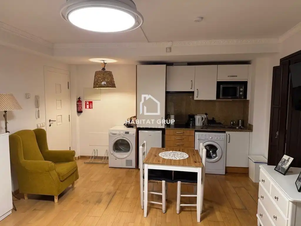 Cocina de Estudio en venta en Girona