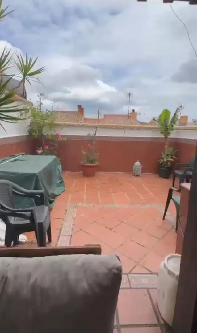 Terrassa de Casa adosada en venda en Algeciras amb Piscina comunitària