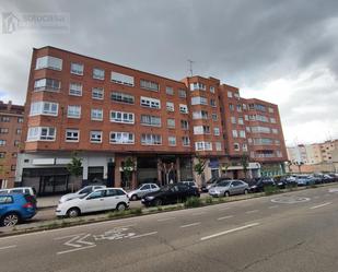 Exterior view of Flat for sale in Valladolid Capital  with Heating