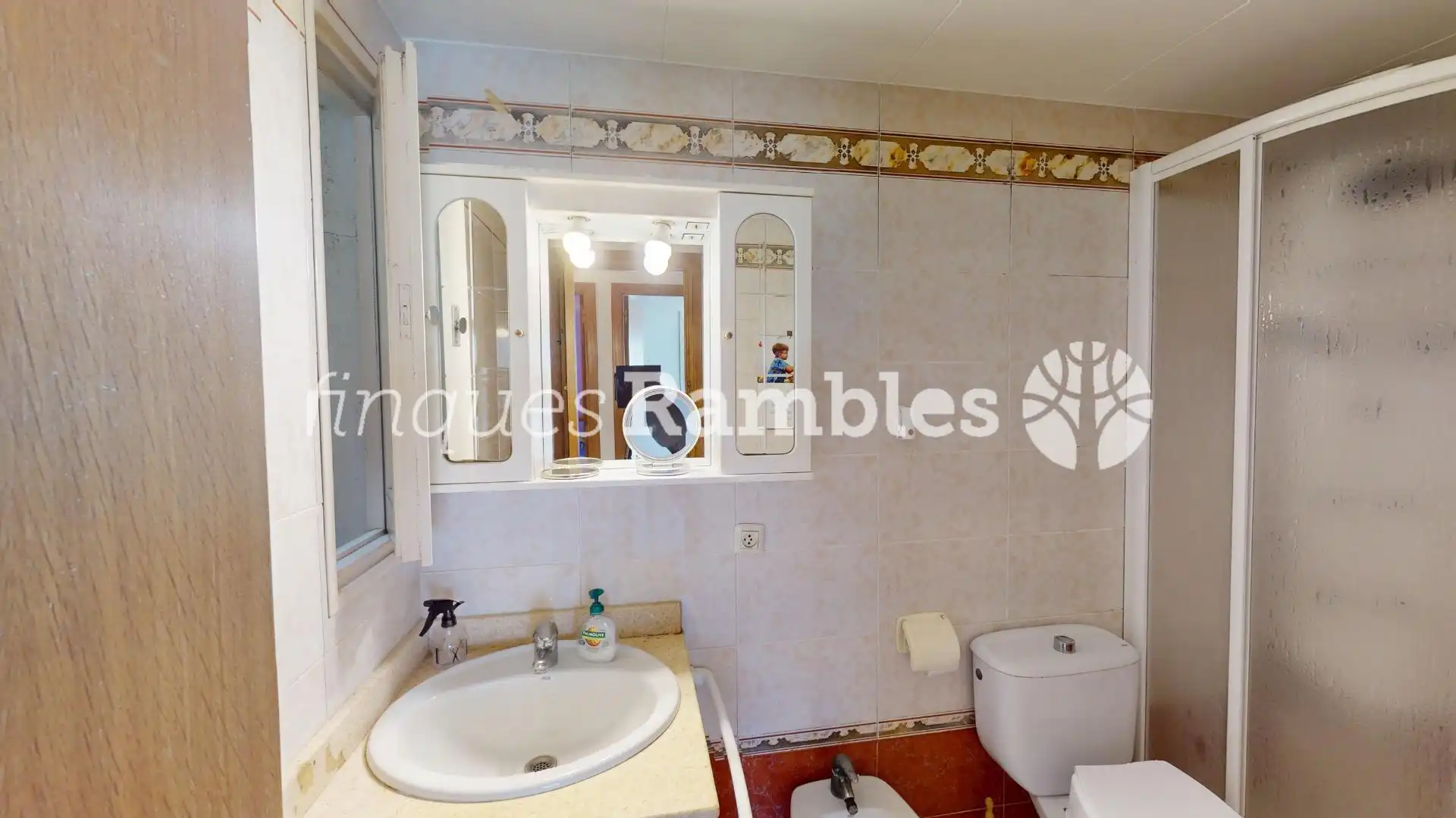 Baño de Piso en venta en Igualada con Terraza y Trastero