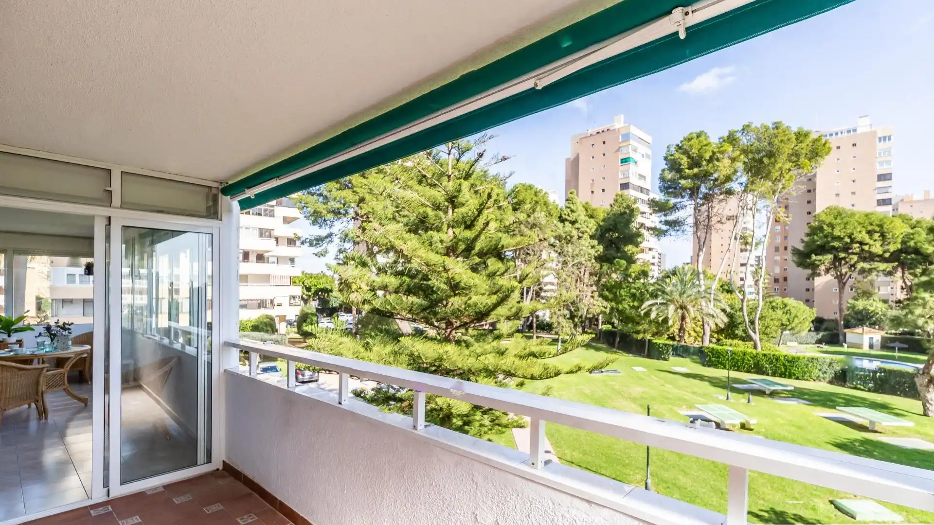 Exterior view of Flat for sale in Torremolinos  with Air Conditioner, Private garden and Terrace