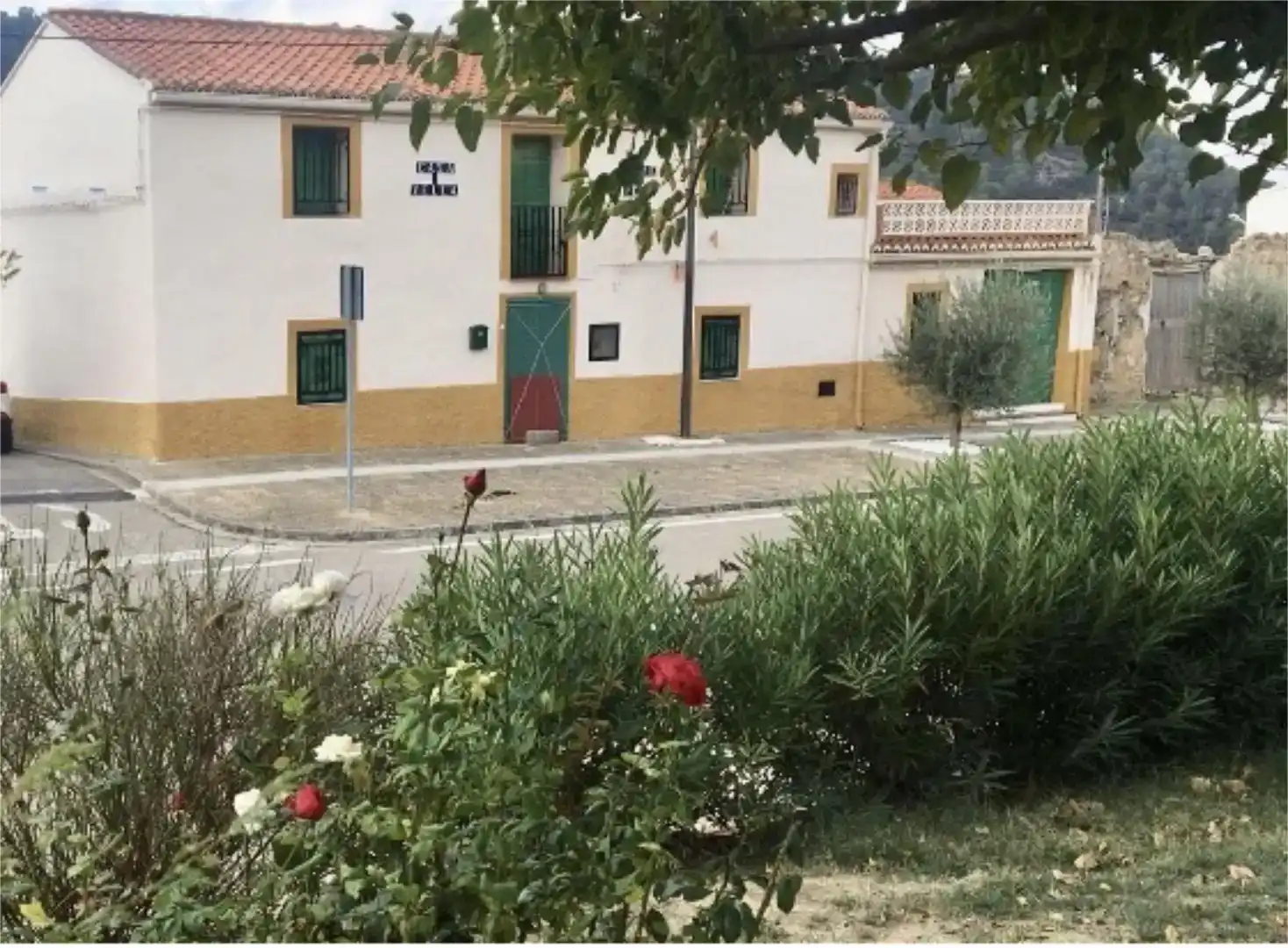 Außenansicht von Country house zum Verkauf in Cortes de Pallás mit Klimaanlage, Schwimmbad und Balkon