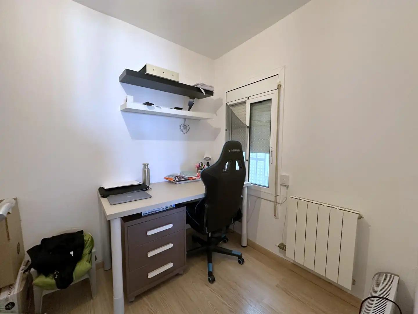 Piso en venta en Sant Boi de Llobregat con Aire acondicionado, Parquet y Amueblado