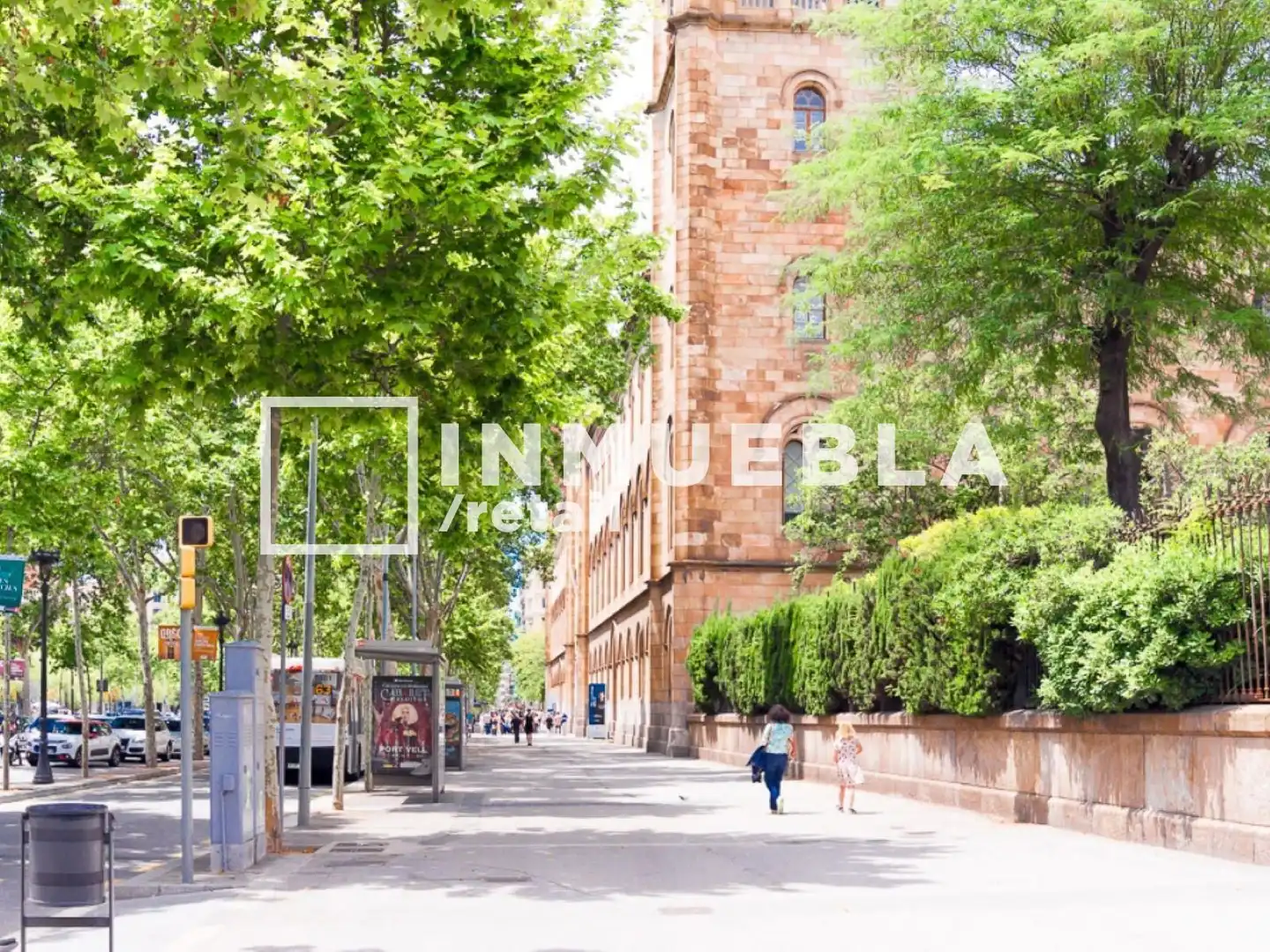 Vista exterior de Local de lloguer en Barcelona