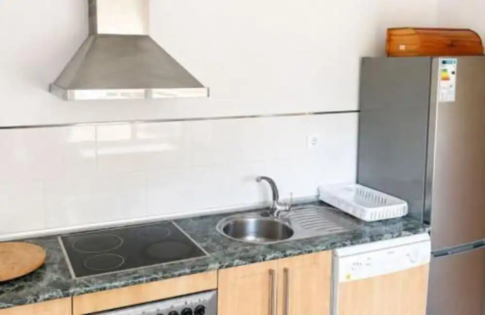 Cuina de Planta baixa de lloguer en Marbella amb Aire condicionat, Terrassa i Piscina