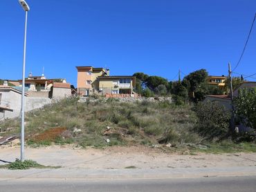 Terreno residencial en venta en Carrer Closa d'en Llop 27