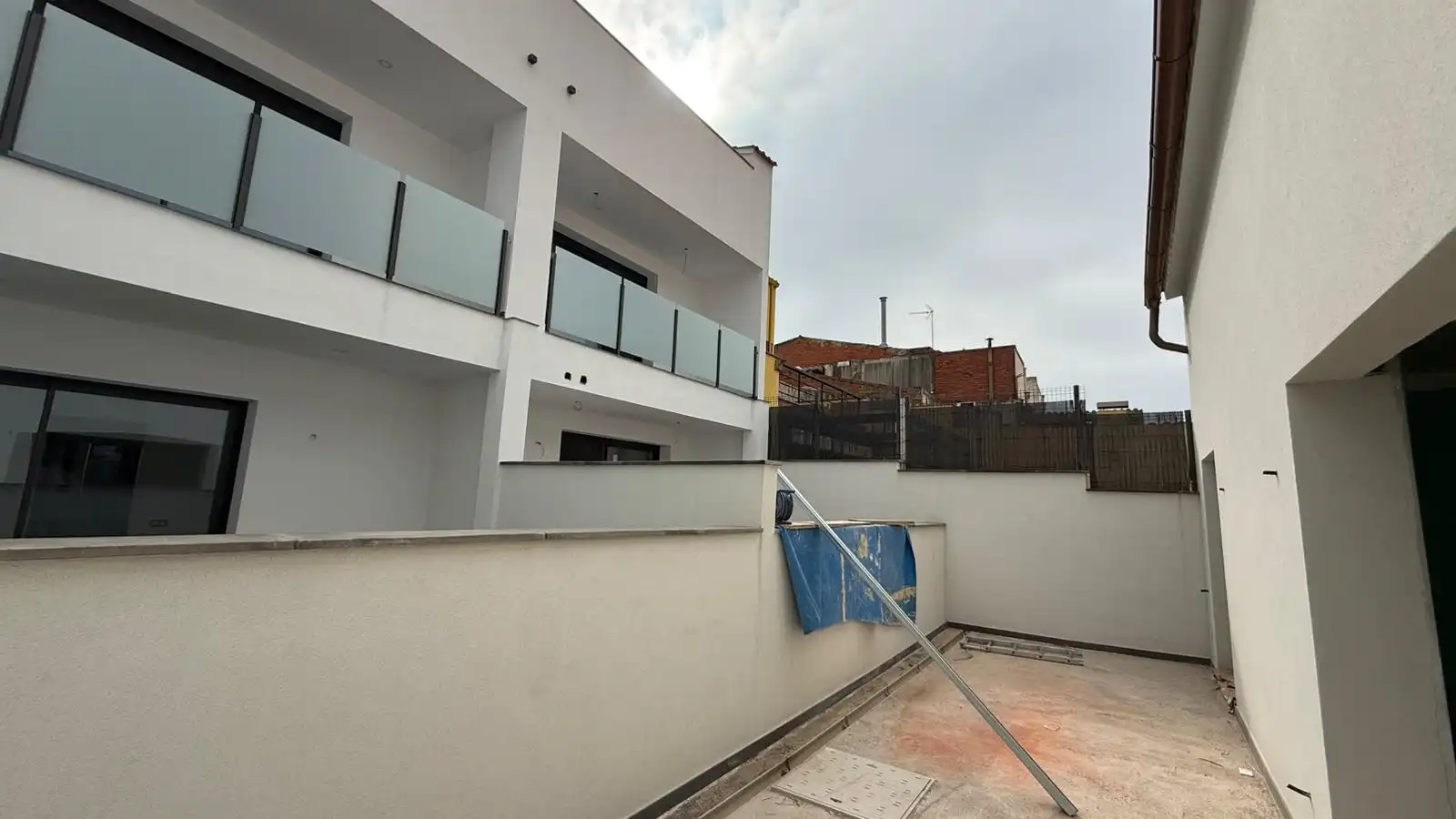 Vista exterior de Casa o chalet en venta en Viladecavalls con Terraza, Horno y Balcón
