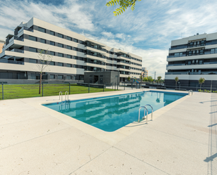 Piscina de Pis de lloguer en Alcalá de Henares amb Aire condicionat i Terrassa