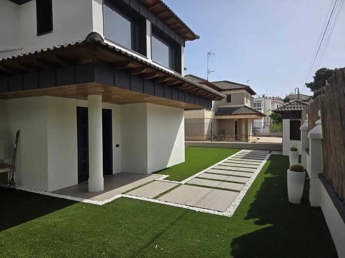 Xalet amb terrassa en venda a Carrer Empuries