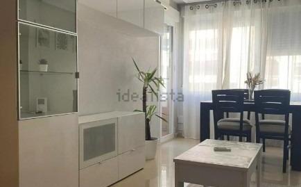 Foto 2 de Piso de alquiler en Benalúa, Alicante / Alacant