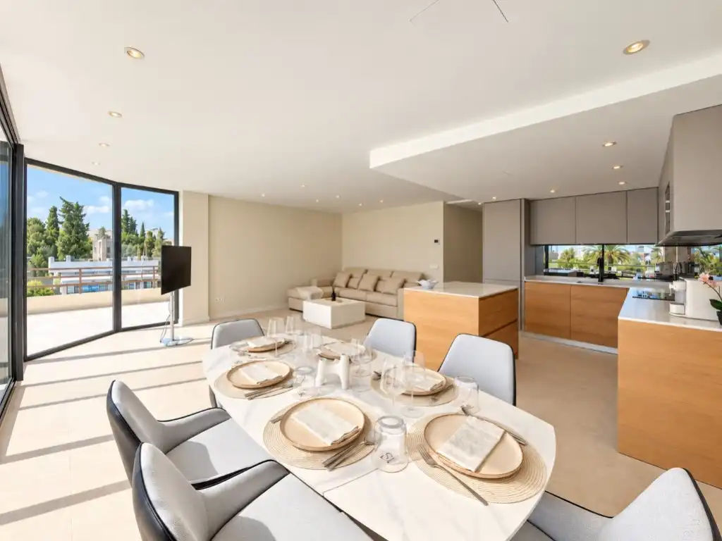 Apartamento con piscina en venta en Portals Nous