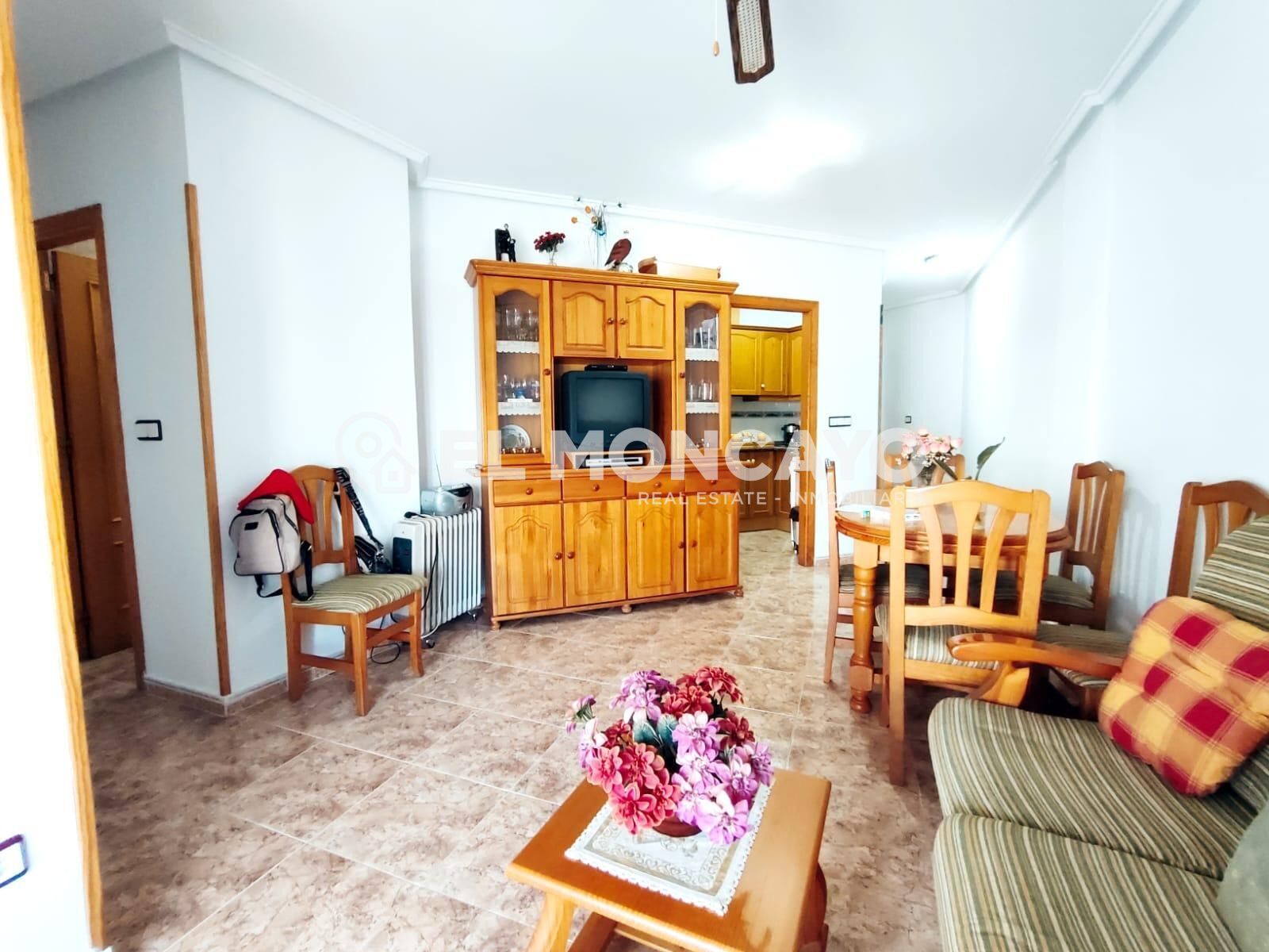 Sala d'estar de Apartament en venda en Guardamar del Segura amb Aire condicionat, Calefacció i Terrassa